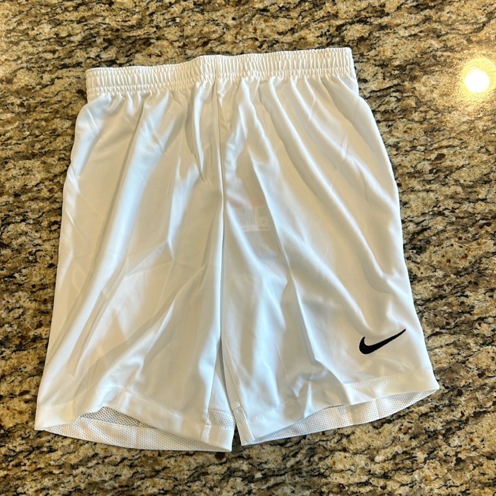 BNWT Nike White Unisex Sport Shorts